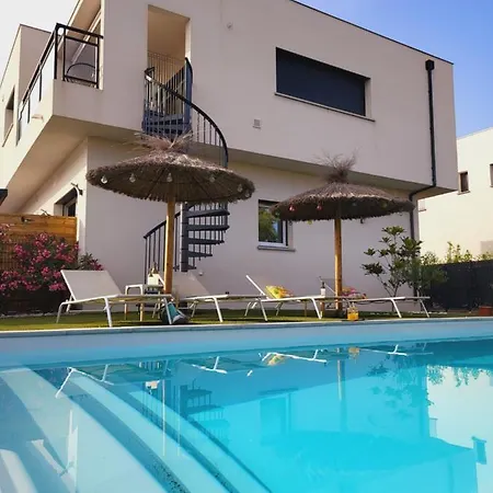 Holiday home Les Flamants Roses *