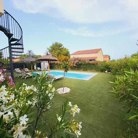 Les Flamants Roses Holiday home Torreilles