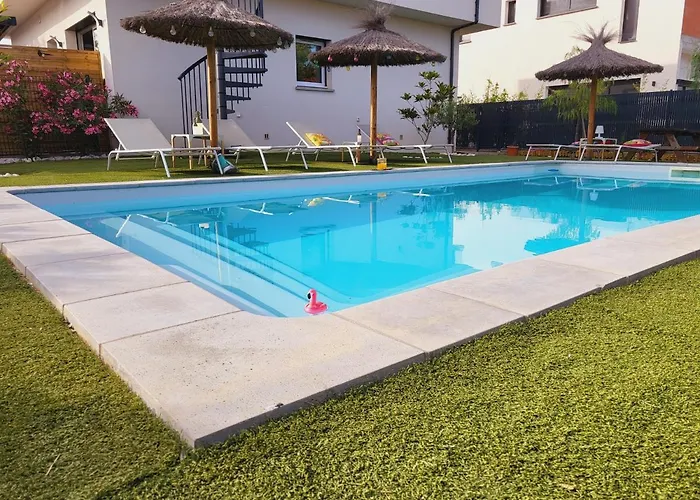 3 Etoiles Et 3 Epis Les Flamants Roses Tatil Evi